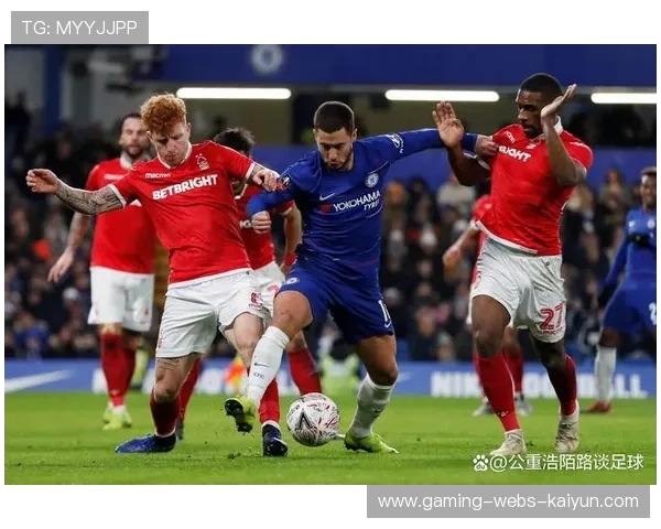 曼联依靠布鲁诺的直塞撕开密集防守，展现出色战术智慧